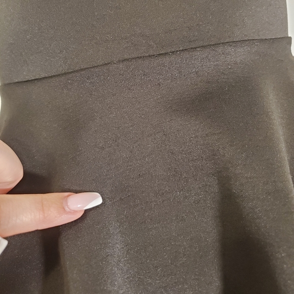 Flair Black Sleeveless Blouse - Picture 5 of 7